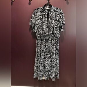 NWOT Melrose & Market MIDI dress
